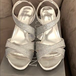 silver glitter heel.